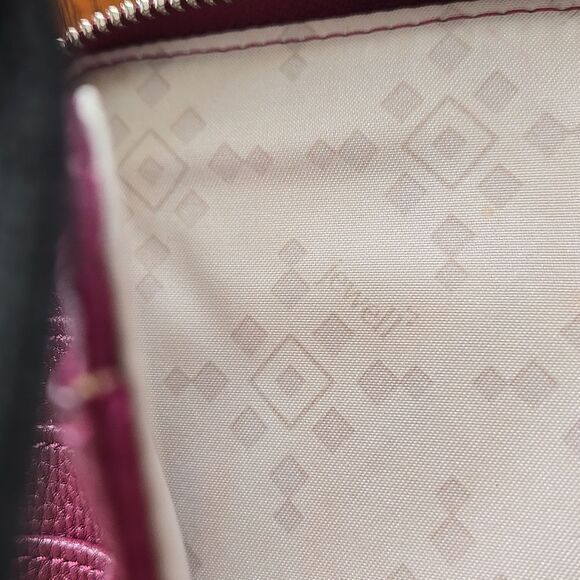 Wallet Thirty-One wallet pebble faux leather zip coin cash cards chic magenta - Picture 15 of 16